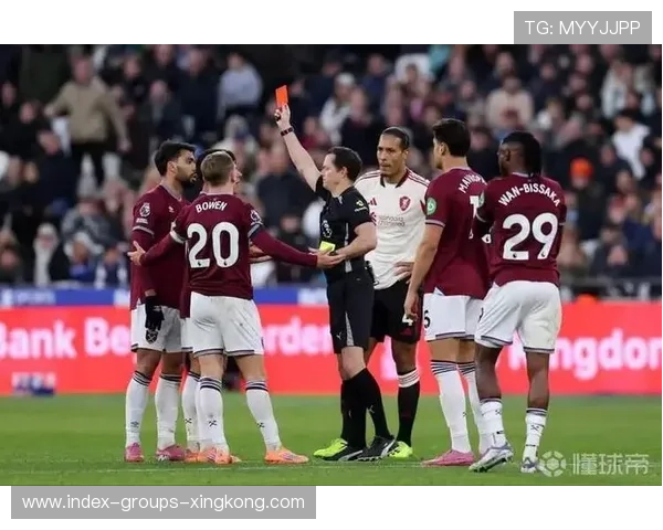 西汉姆连续抢断造反击,帕奎塔中路强突收获全场喝彩——竞技场上的装备哲学与训练秘密