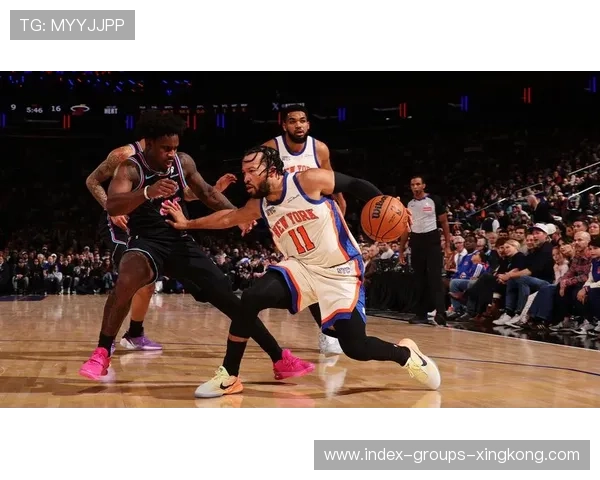 尼克斯三分雨浇灭全场