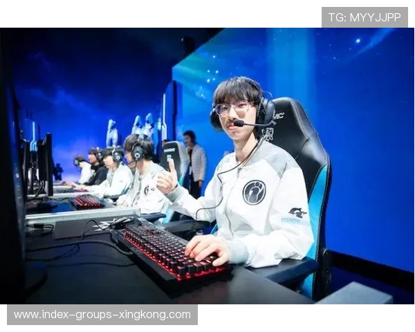 电竞转会：某知名选手加盟新战队，担任首发中单，电竞转会期时间