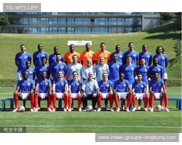 球队在欧洲杯中展示出灵活的攻守转换能力，欧洲杯足球球队