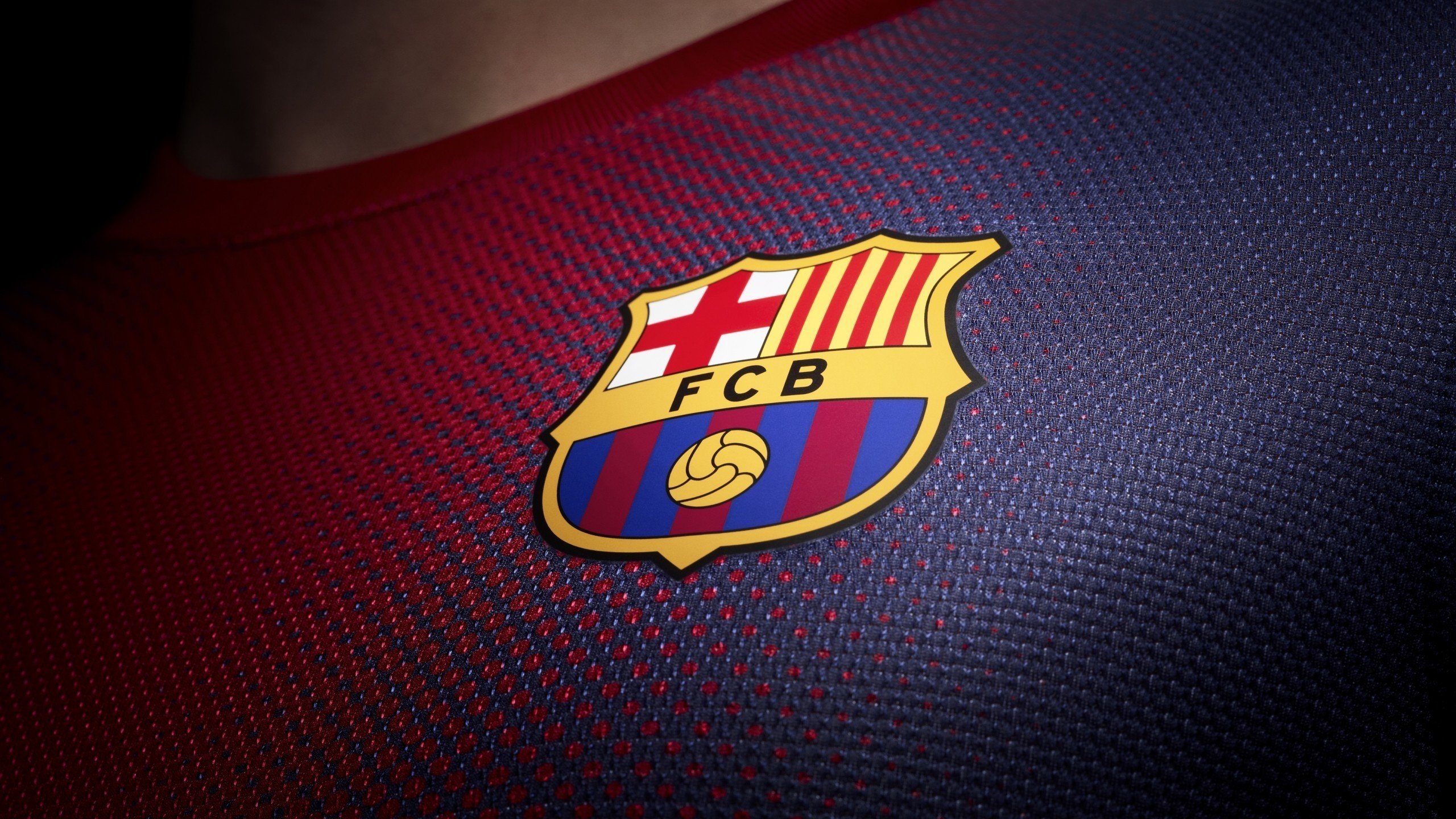 2026世界杯5G分布式服务器群组上线：保障西班牙vs葡萄牙生死战百万人同时在线不崩溃